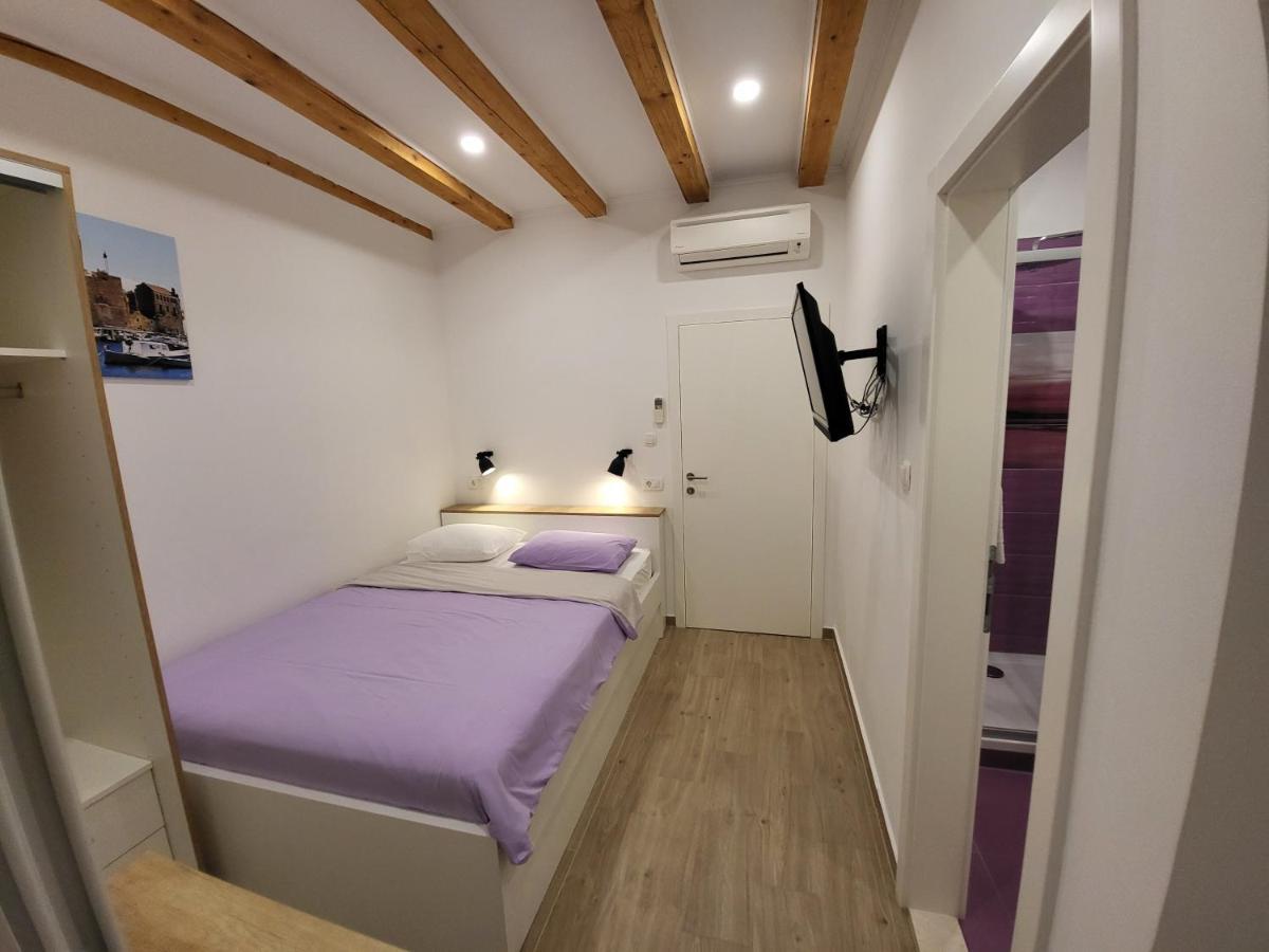 Bed and Breakfast The Little Gem à Komiža Extérieur photo