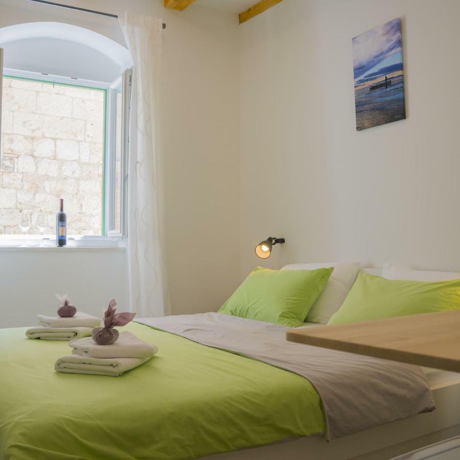 Bed and Breakfast The Little Gem à Komiža Extérieur photo